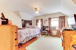32 Myrtle St, Malden, MA 02148 - Photo 16