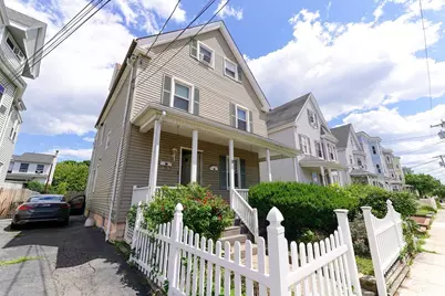 32 Myrtle St, Malden, MA 02148 - Photo 2