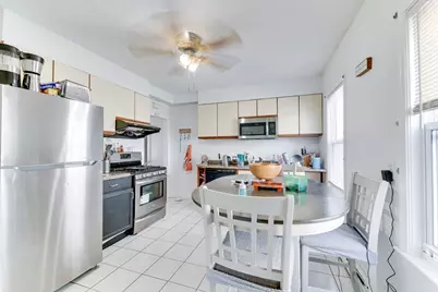 32 Myrtle St, Malden, MA 02148 - Photo 6