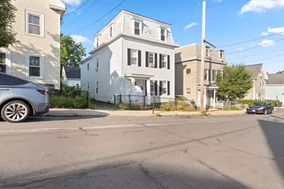 13-1/2 Grove St, Haverhill, MA 01832 - Photo 2