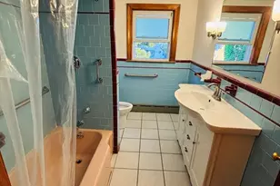 28 Elsie St, Everett, MA 02149 - Photo 4