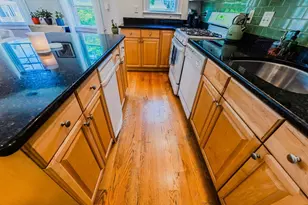 146 Clifton St, Malden, MA 02148 - Photo 12