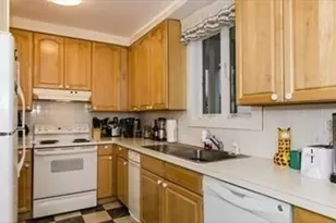 1847 Commonwealth Ave, Boston, MA 02135 - Photo 10