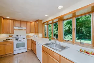 119 W, Attleboro, MA 02703 - Photo 12