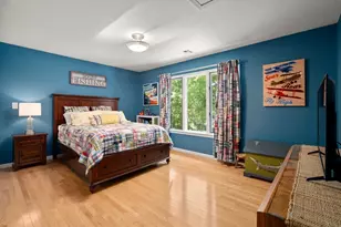 8 Gaslight Ln, Framingham, MA 01702 - Photo 20