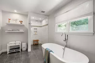 8 Gaslight Ln, Framingham, MA 01702 - Photo 18