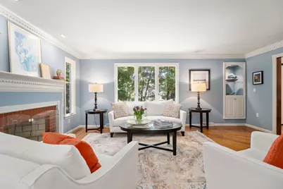 8 Gaslight Lane, Framingham, MA 01702 - Photo 4
