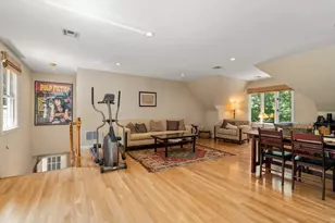 8 Gaslight Ln, Framingham, MA 01702 - Photo 12