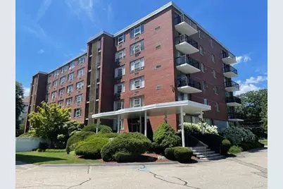 20 Hammond Pond Pkwy #208, Newton, MA 02467 - Photo 2