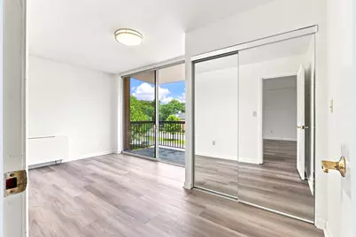 20 Hammond Pond Pkwy #208, Newton, MA 02467 - Photo 8