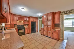 19 Sawmill Rd, Dudley, MA 01571 - Photo 20