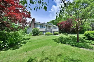 19 Sawmill Rd, Dudley, MA 01571 - Photo 4