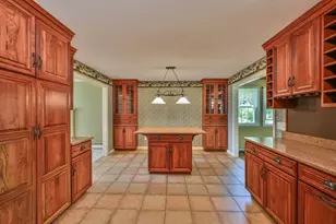 19 Sawmill Rd, Dudley, MA 01571 - Photo 22