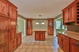19 Sawmill Rd, Dudley, MA 01571 - Photo 22