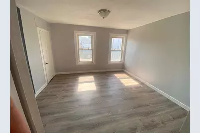 55 Granite St #2, Webster, MA 01570 - Photo 4