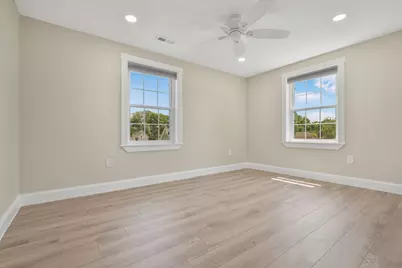 10 Thirteenth St, Wareham, MA 02538 - Photo 16