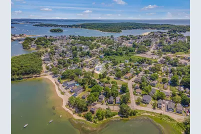 10 Thirteenth St, Wareham, MA 02538 - Photo 28
