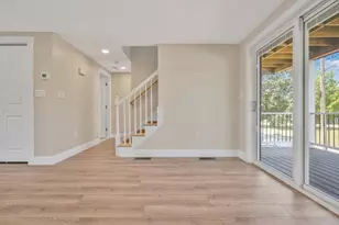 10 13th St, Wareham, MA 02538 - Photo 8