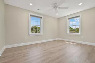 10 13th St, Wareham, MA 02538 - Photo 16
