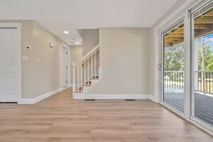 10 13th St, Wareham, MA 02538 - Photo 8