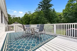 422 Main St, Groveland, MA 01834 - Photo 32