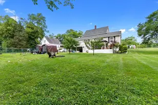 422 Main St, Groveland, MA 01834 - Photo 36