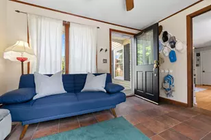 422 Main St, Groveland, MA 01834 - Photo 6