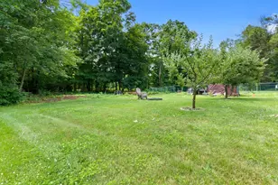422 Main St, Groveland, MA 01834 - Photo 26