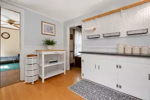 422 Main St, Groveland, MA 01834 - Photo 6