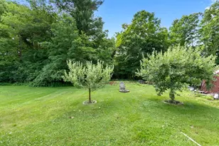 422 Main St, Groveland, MA 01834 - Photo 24