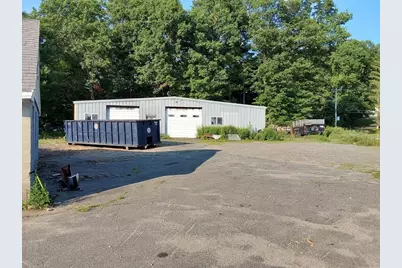 96 East St, Ware, MA 01082 - Photo 8