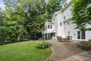 189 Mt Vernon St, Newton, MA 02465 - Photo 24