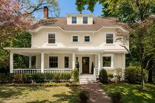 189 Mt Vernon St, Newton, MA 02465 - Photo 2