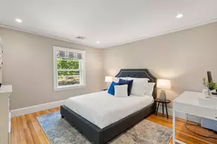 189 Mt Vernon St, Newton, MA 02465 - Photo 14