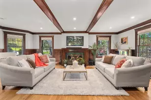 189 Mt Vernon St, Newton, MA 02465 - Photo 4