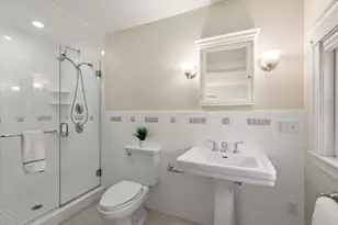 189 Mt Vernon St, Newton, MA 02465 - Photo 24