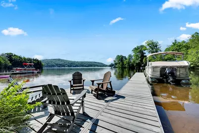 2 Lakeshore Dr, Holland, MA 01521 - Photo 1