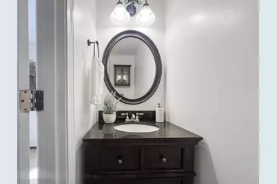 114 Maple St, Lexington, MA 02420 - Photo 12