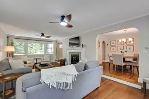 70 Berwick Pl, Norwood, MA 02062 - Photo 10