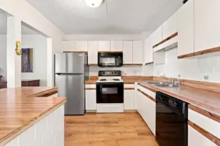 100 Cove Way, Quincy, MA 02169 - Photo 8