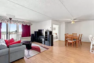 100 Cove Way, Quincy, MA 02169 - Photo 6