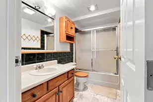 100 Cove Way, Quincy, MA 02169 - Photo 18
