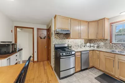 588 Newport Ave, Attleboro, MA 02703 - Photo 6