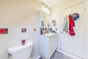 8 North St, Newton, MA 02459 - Photo 24
