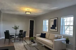 18 Ashcroft, Dedham, MA 02026 - Photo 2
