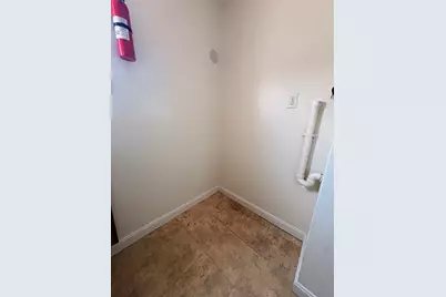 347 Wood Ave #3, Boston, MA 02126 - Photo 16