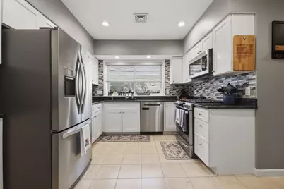 40 Village Way #40, Holden, MA 01520 - Photo 4