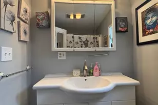 215 Winthrop St, Taunton, MA 02780 - Photo 10