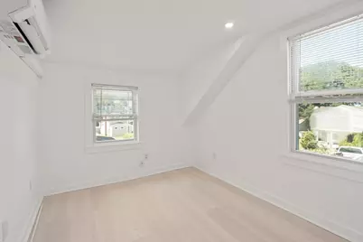 42 Riverside Ave, Swansea, MA 02777 - Photo 12