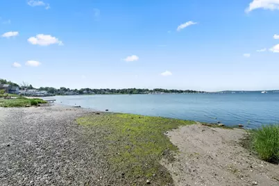 42 Riverside Ave, Swansea, MA 02777 - Photo 20